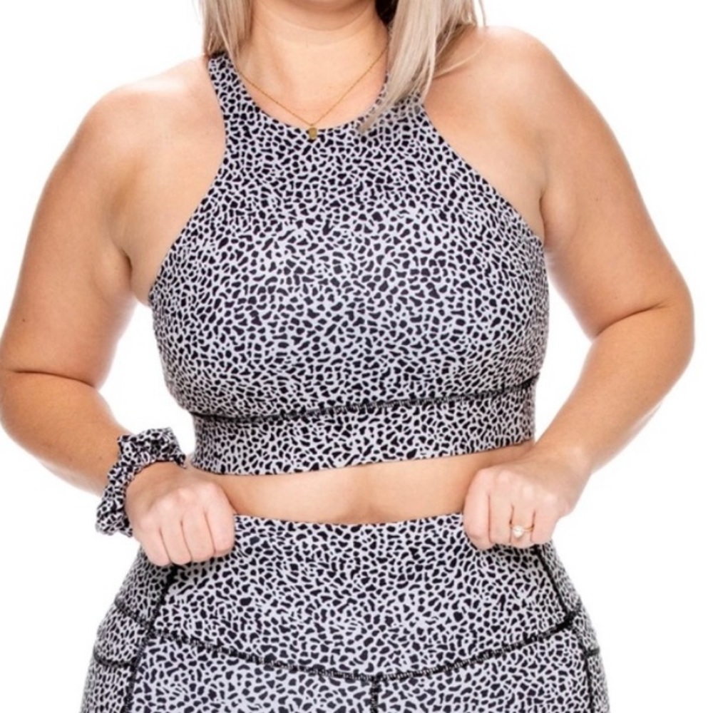 Ethos High Neck Leopard Print Sports Bra